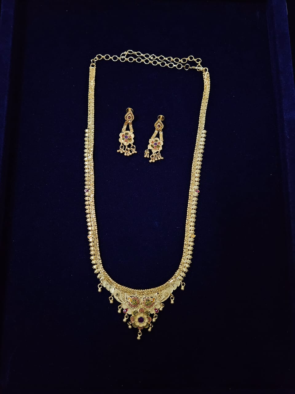 Elegant Temple Jewelry Necklace with Earrings