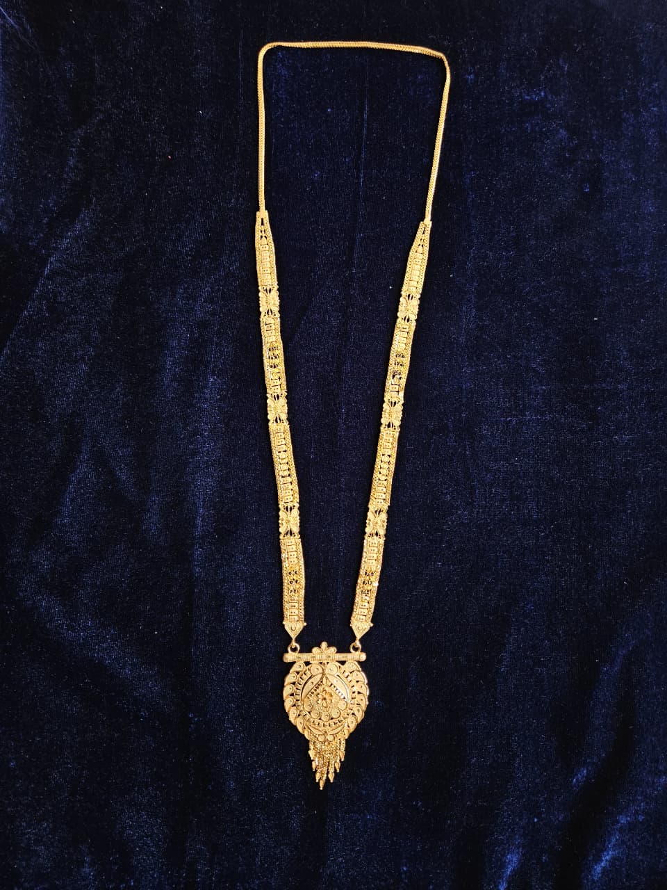 Mangalsutra with Ornate Gold Pendant