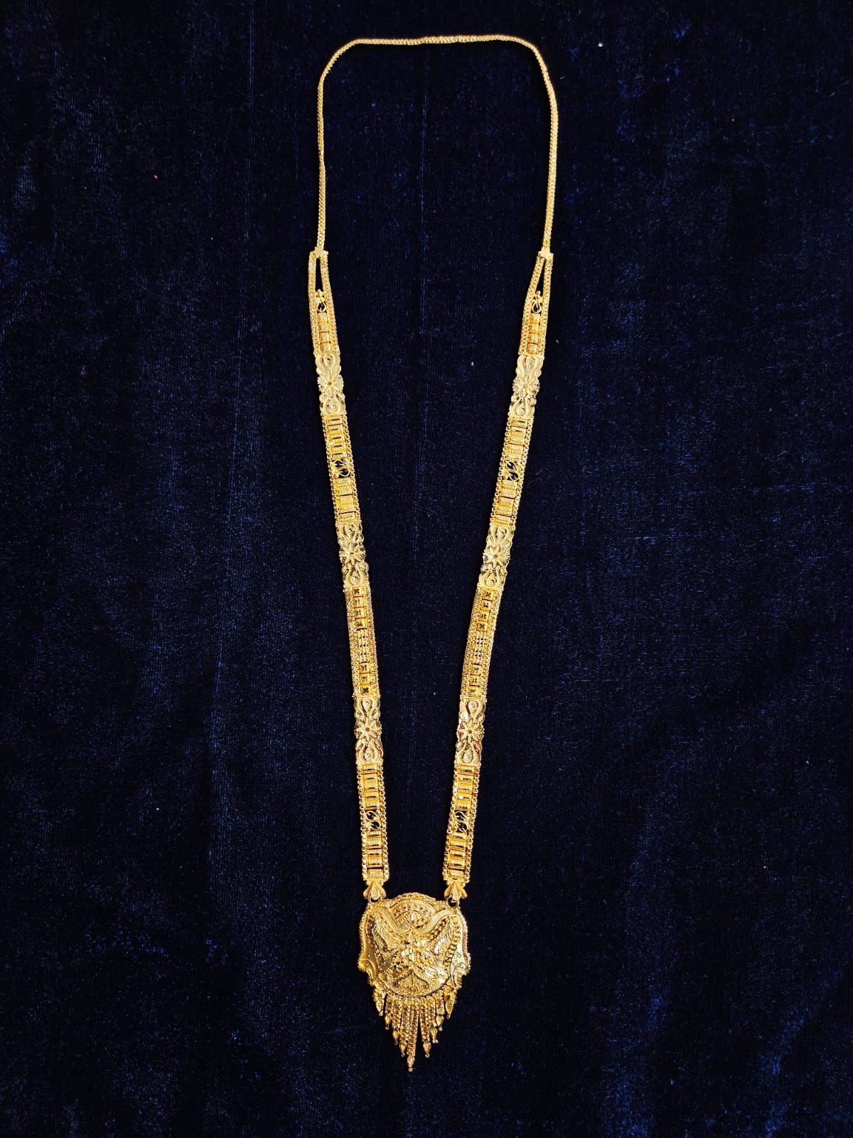 Handcrafted Gold Filigree Necklace | Traditional Indian Jewelry