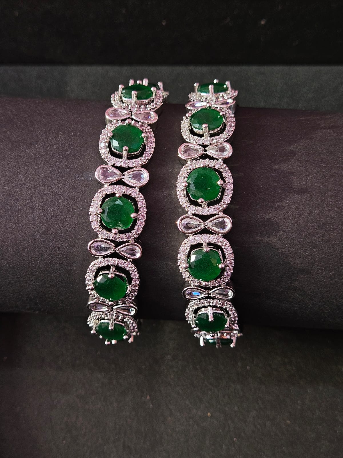 Royal Emerald Radiance Bangles