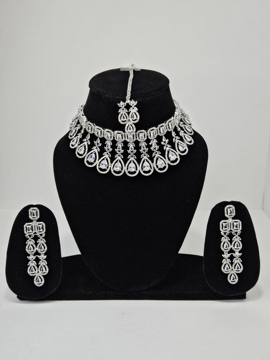 Royal Crystal Drop Bridal Set