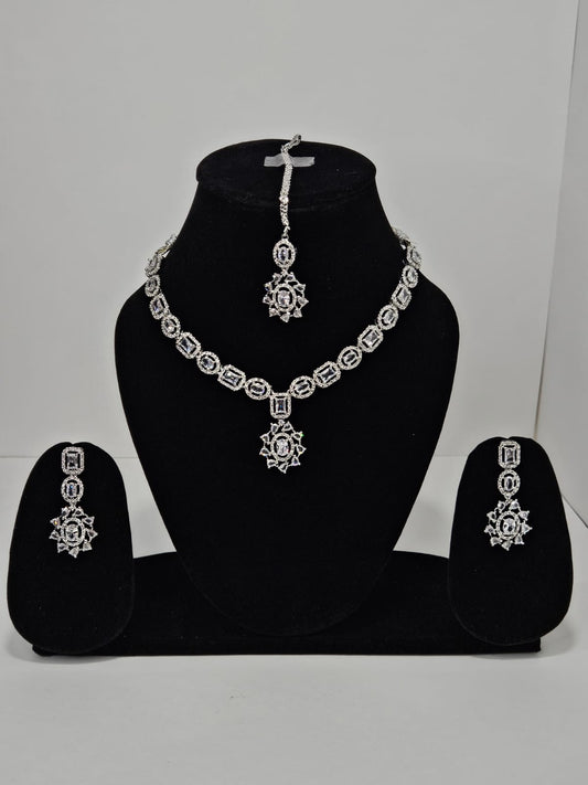 Celestial Bloom – Diamond Lotus Necklace Set