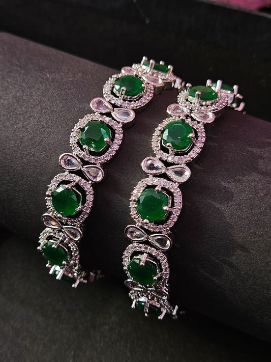 Royal Emerald Radiance Bangles