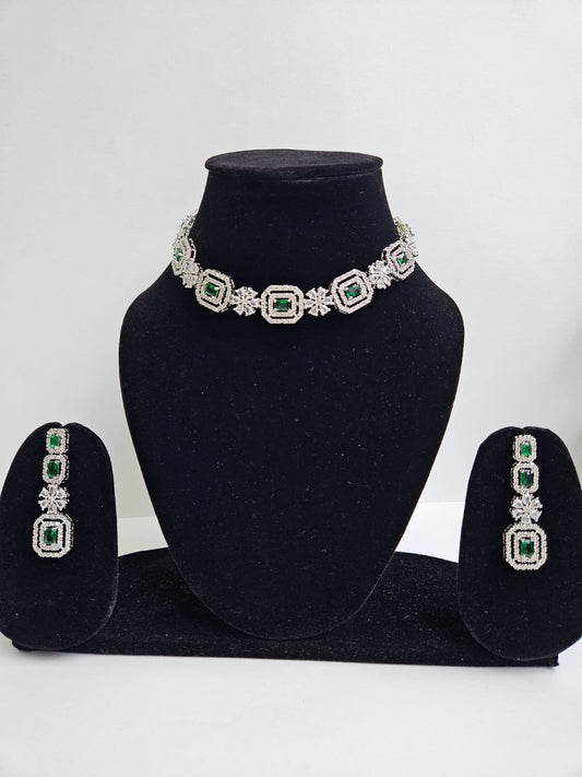 Emerald Radiance Diamond Choker Set