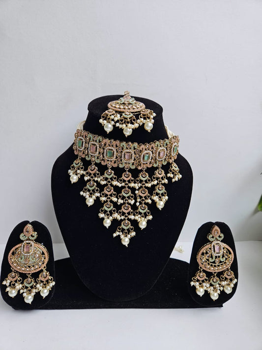 Pastel Royale – Kundan & Pearl Bridal Set