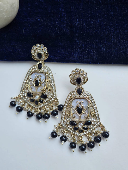 🖤 Black Stone Kundan Earrings with Pearl & Meenakari Detailing