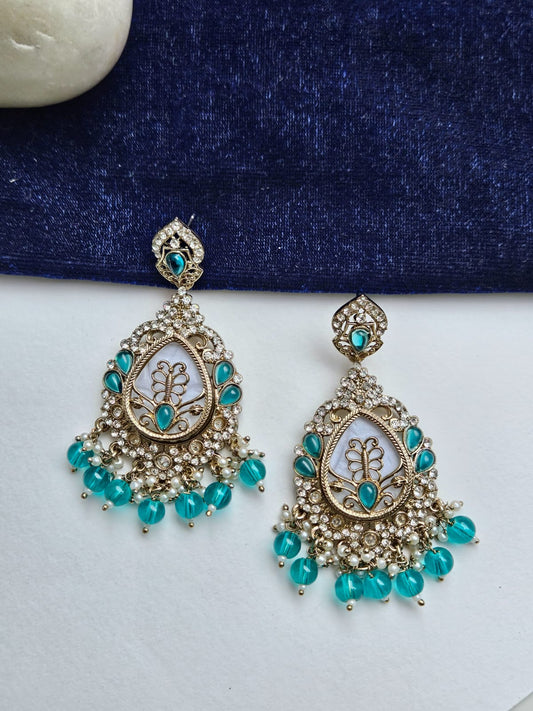 Aqua Glow Kundan Earrings – Regal Teardrop Charm