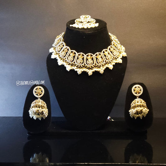 Bridal Kundan & Pearl Jewellery Set