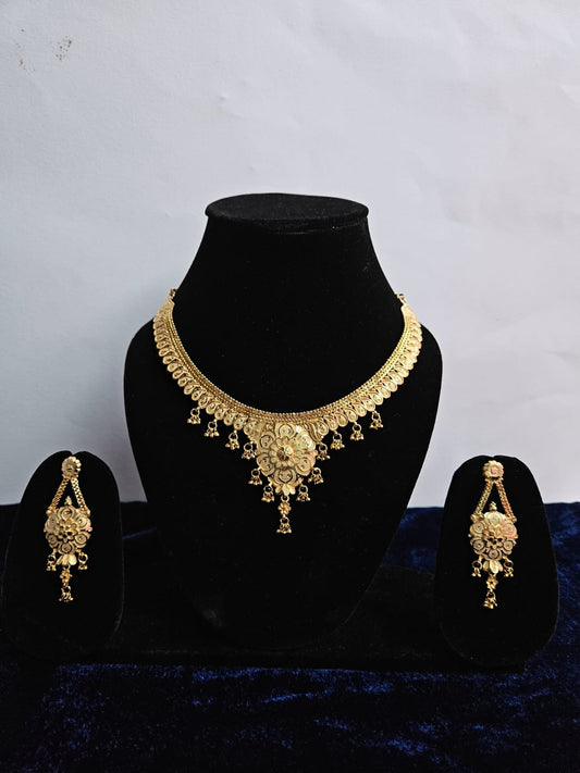 Golden Blossom Necklace Set