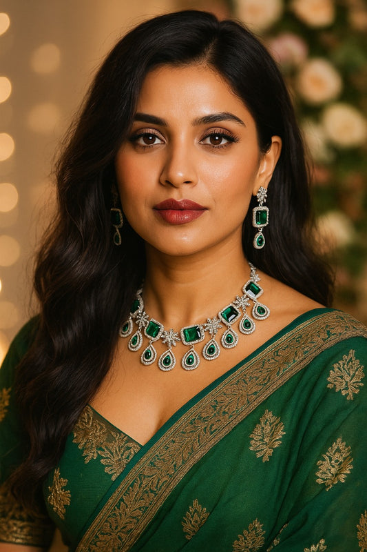 Emerald Royale – Enchanted Teardrop Necklace Set